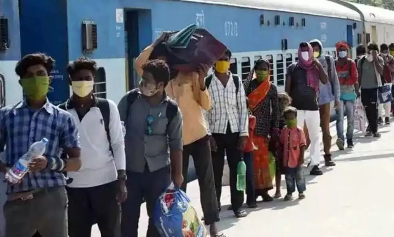पहले नौ महीनों में 35k से अधिक ट्रेनों को रद्द कर दिया गया 2021-22 में रखरखाव के काम के कारण: आरटीआई पहले नौ महीनों में 35k से अधिक ट्रेनों को रद्द कर दिया गया 2021-22 में रखरखाव के काम के कारण: आरटीआई